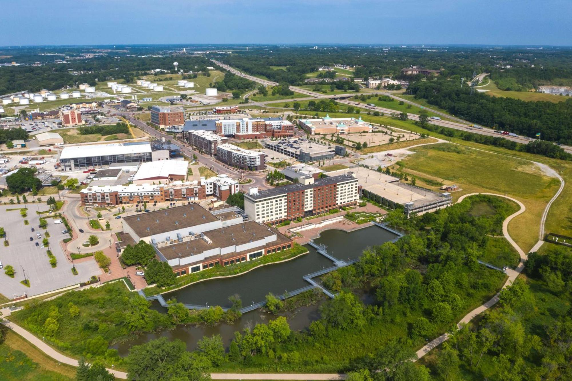 Hyatt Regency Coralville Exterior foto